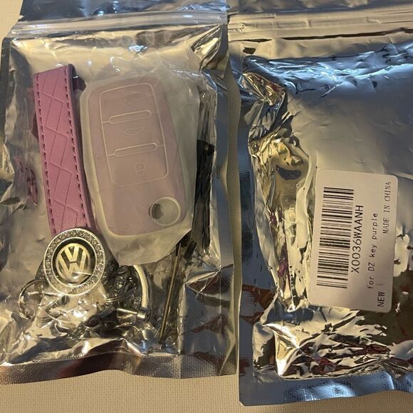 Volkswagen Key Fob Keychain & Key Fob Cover in lavender with bling NWT - Picture 10 of 10
